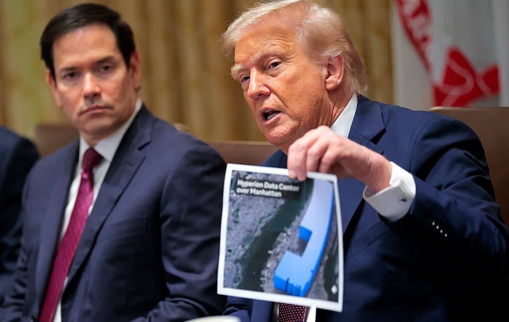 Trump's AI Data Center Initiative Stalled by Tariff-Driven Supply Chain Crisis