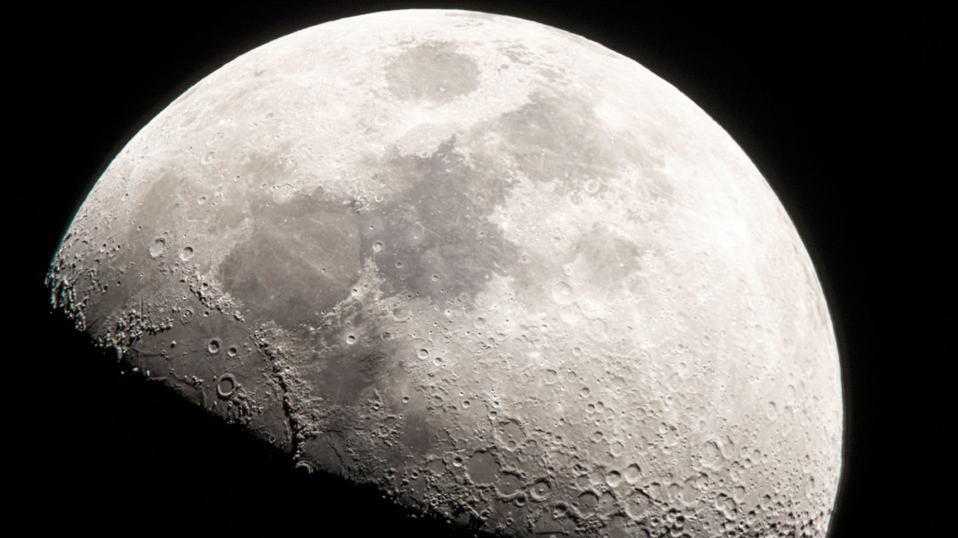NASA’s Artemis II Mission and the Moon: How Lunar Exploration Redefines Humanity’s Future