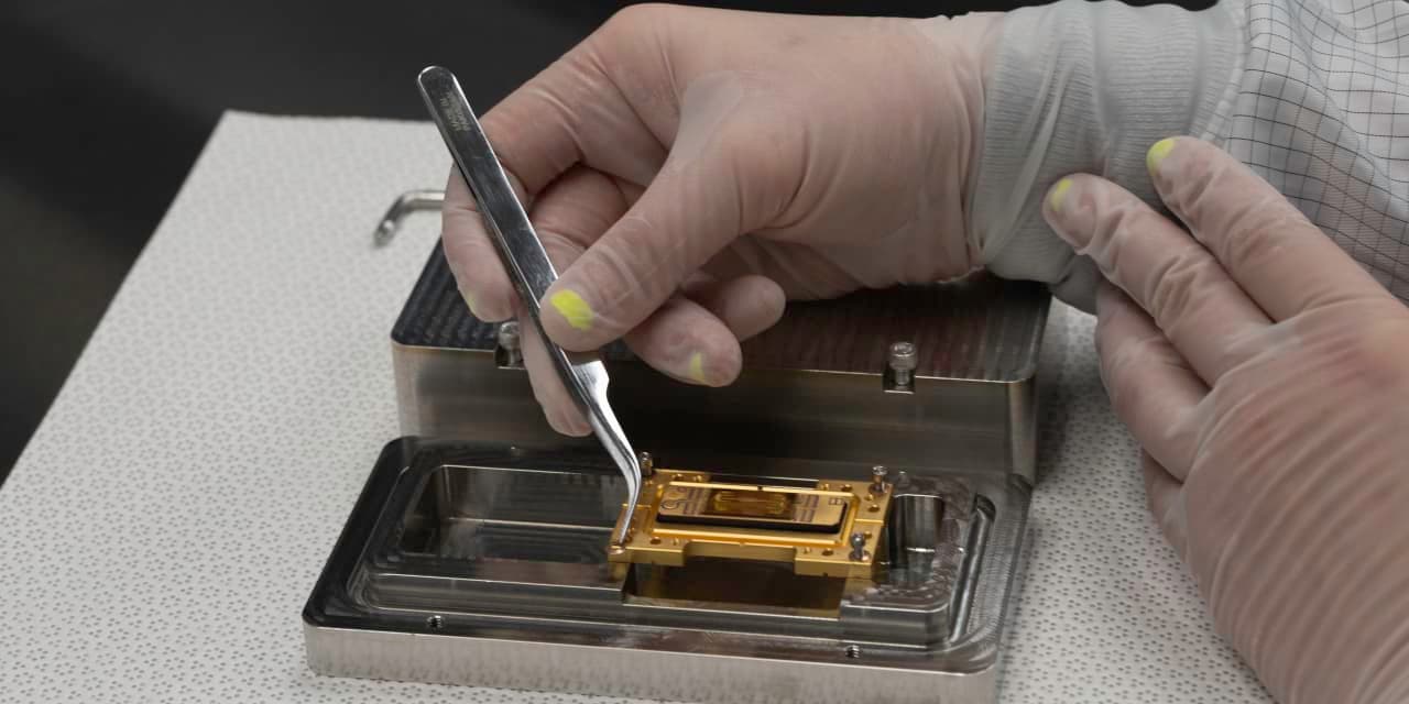 IonQ Stock Jumps After Earnings Beat. 2026 Revenue Outlook Tops Expectations. - Barron's