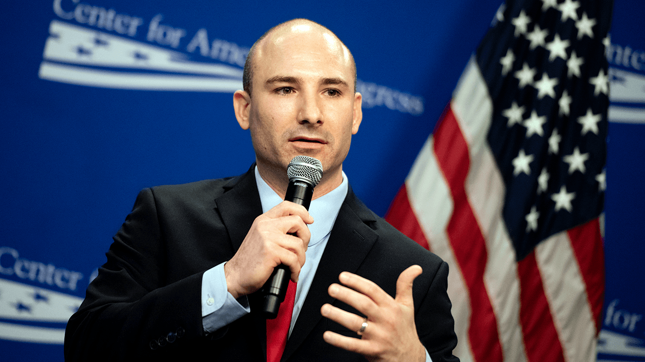 Grieving Virginia mother tells far-left prosecutor 'do your job' after daughter stabbed to death