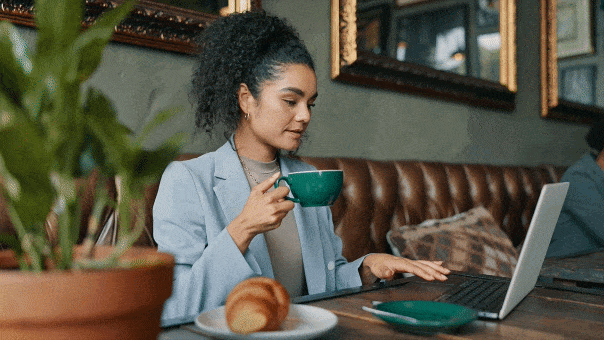 Etiquette expert reveals 5 common coffee shop habits that customers need to stop doing
