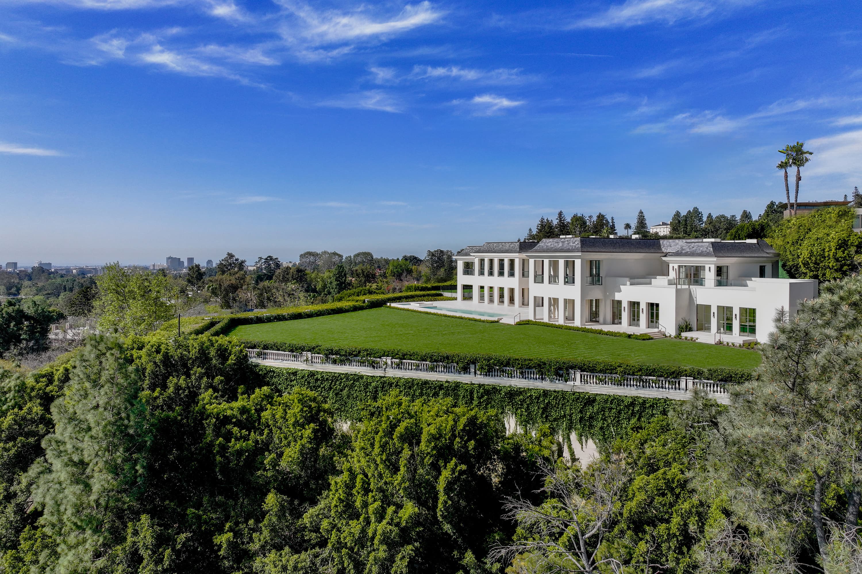 Real Estate Elite 2026 Spotlights the Agents Making the Biggest Deals From Coast to Coast