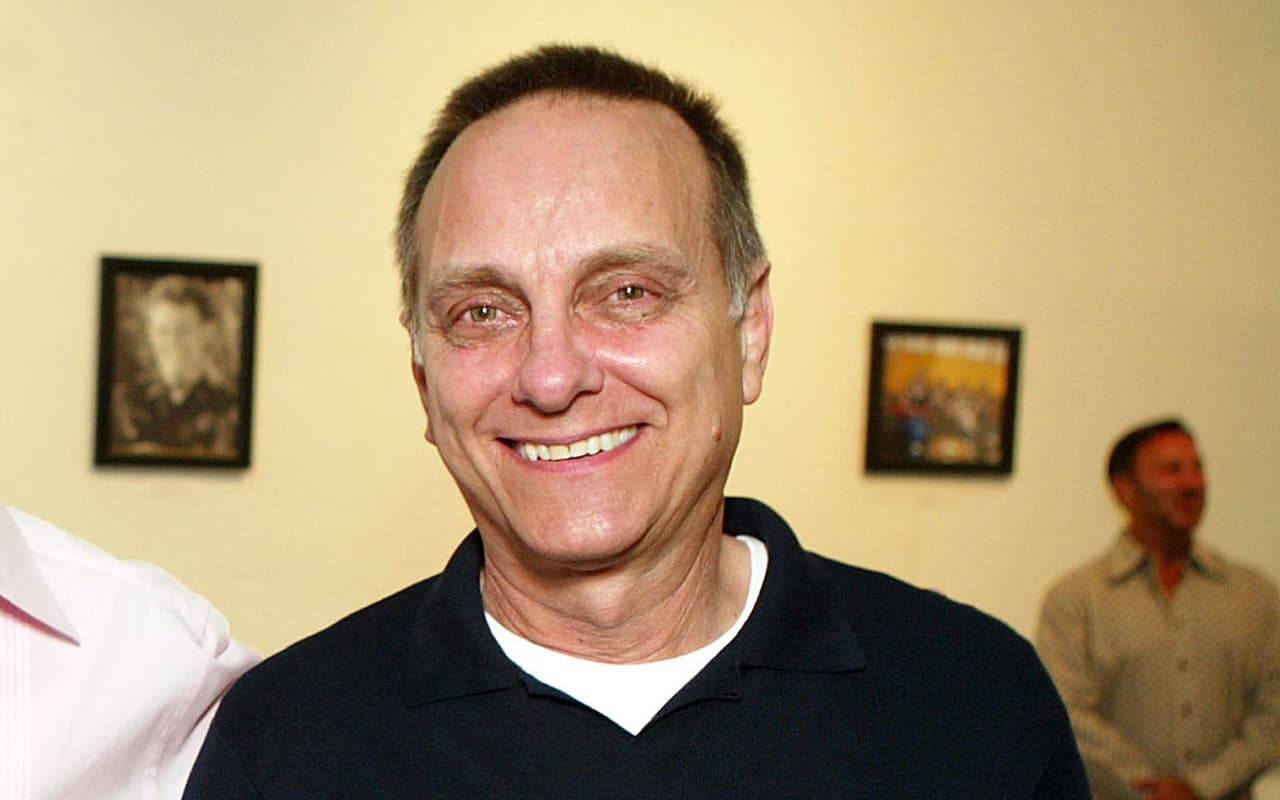 Gary Dontzig, Writer and Producer on ‘Murphy Brown,’ Dies at 79