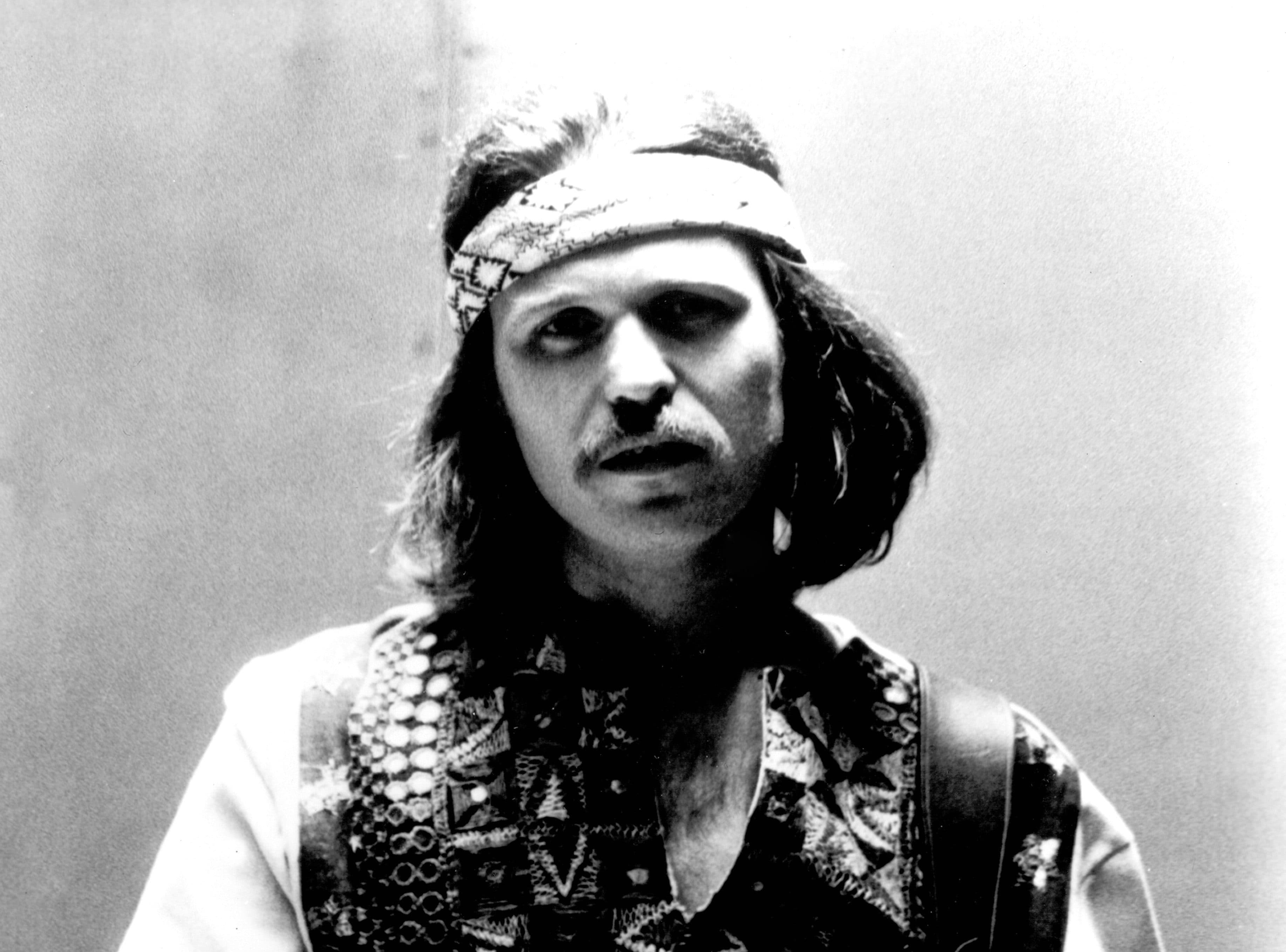 Country Joe McDonald, Woodstock Star Who Found Counterculture Fame With ‘I-Feel-Like-I’m-Fixin’-To-Die Rag,’ Dies at 84