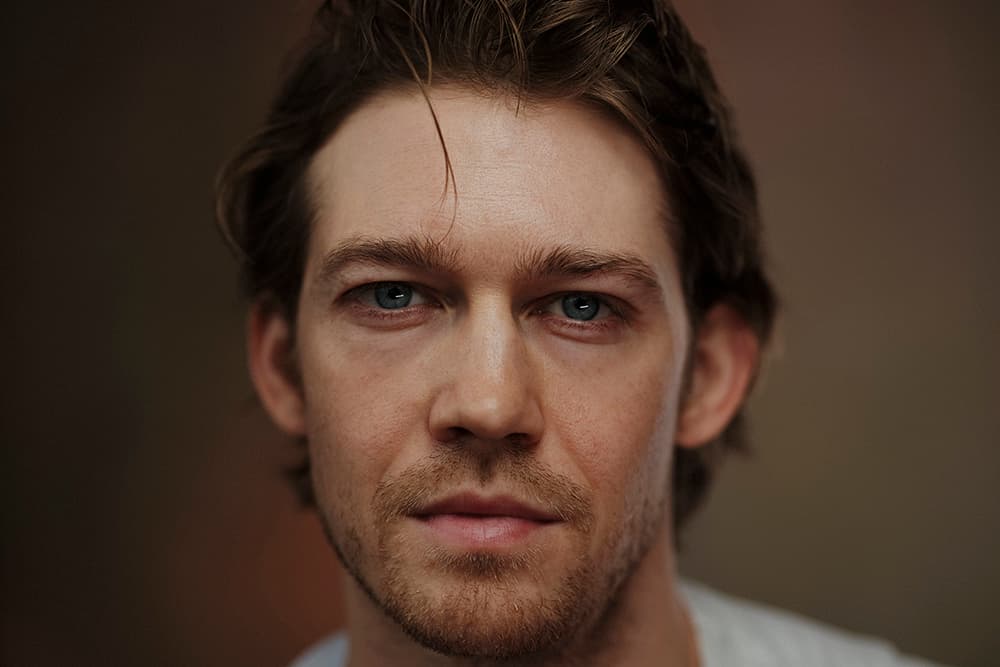Joe Alwyn Joins Rachel Weisz and Matthew Macfadyen in Tomas Alfredson’s ‘Seance on a Wet Afternoon’