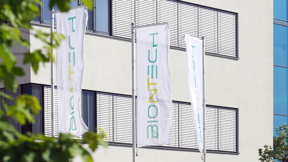 BioNTech Cofounders To Step Down. Stock Crumbles.