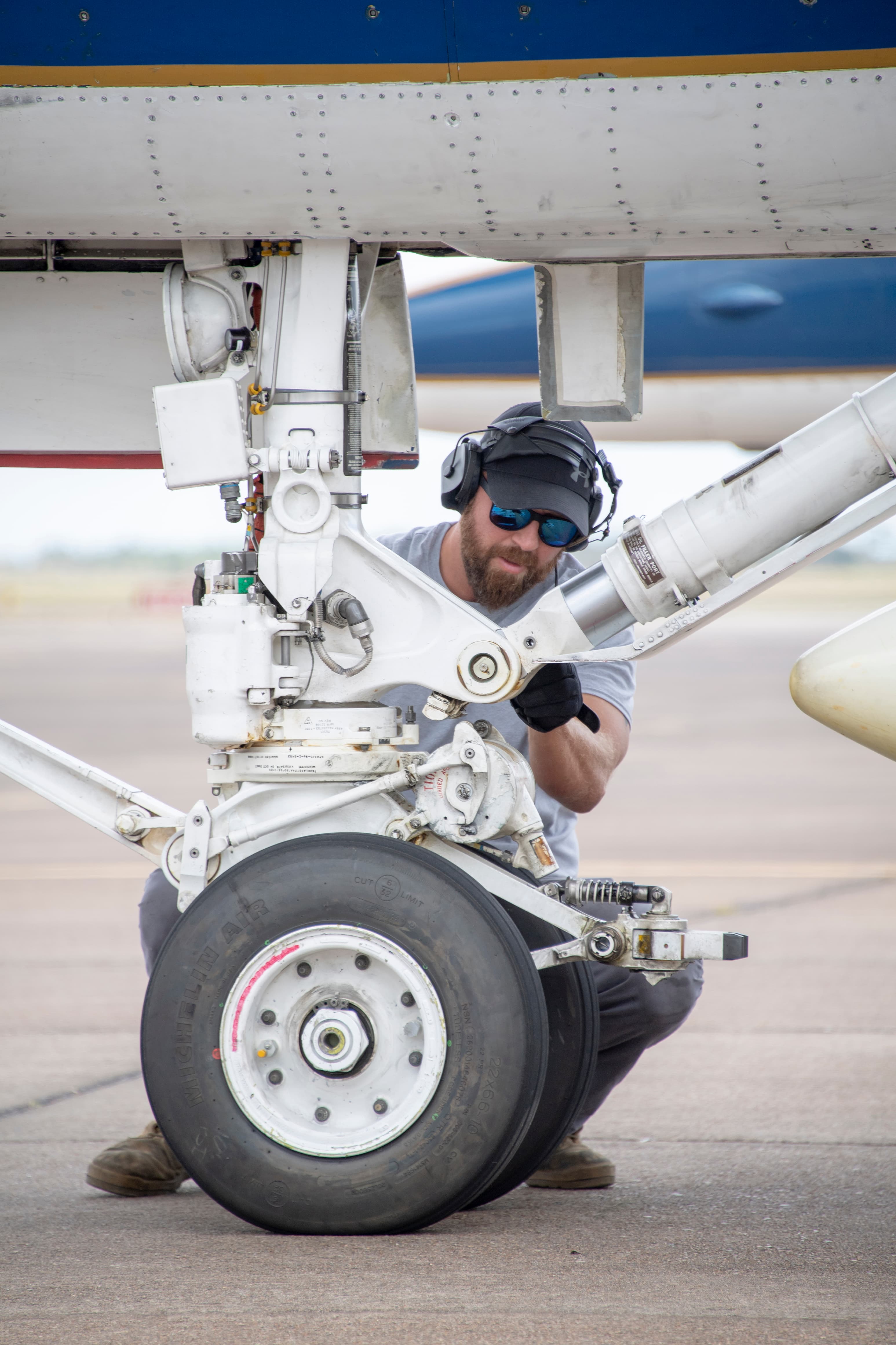 NASA Selects Finalists in Student Aircraft Maintenance Competition