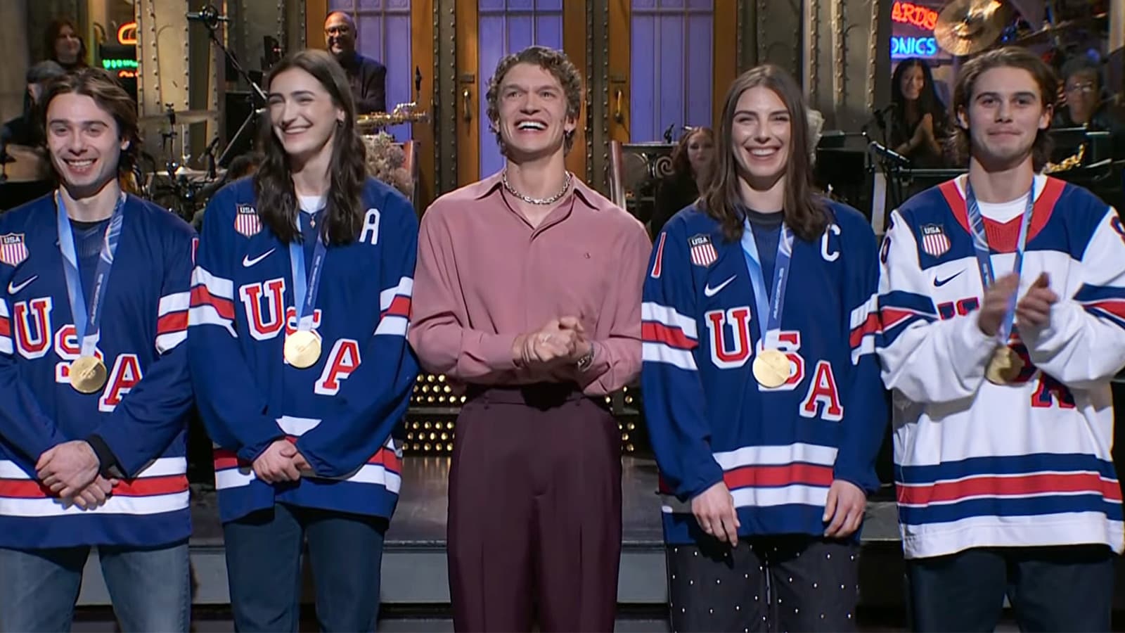 Connor Storrie's SNL Monologue Includes Women's U.S. Hockey Team