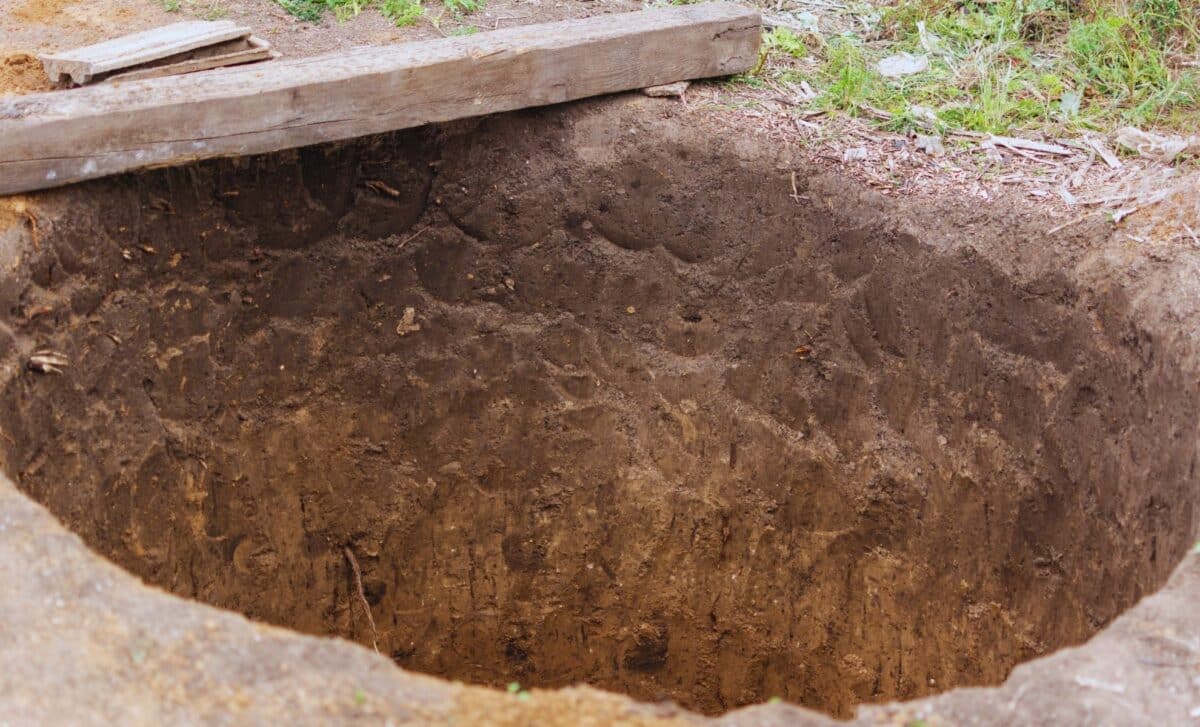 Discovered After 700 Years, Archaeologists Found a Massive Pit in Germany Full of Human Remains - The Daily Galaxy