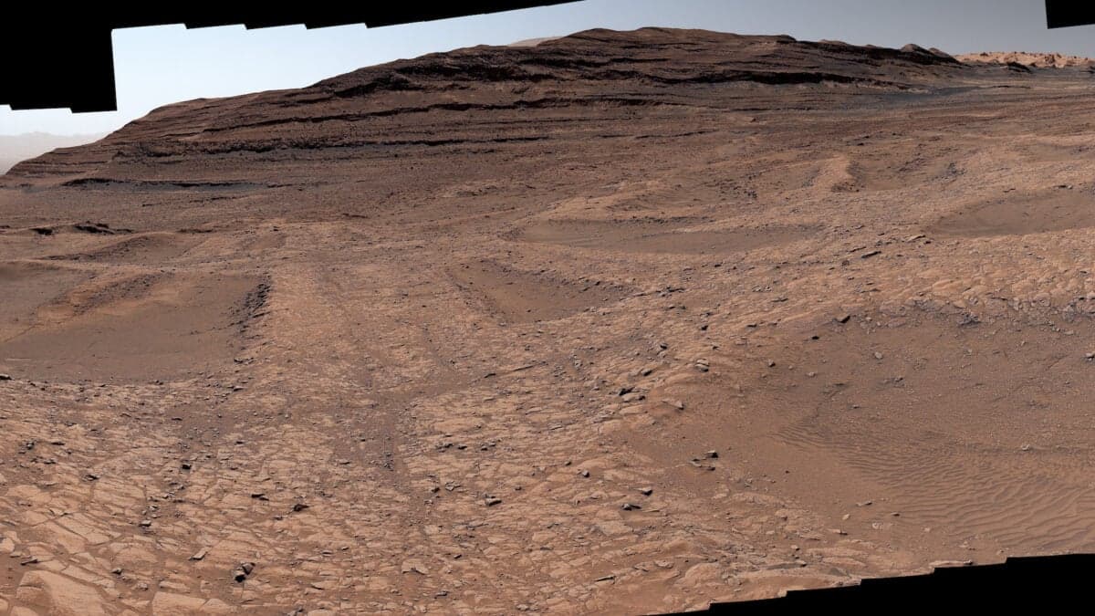 NASA’s Curiosity Finds Crunchy Nodules Where Ancient Martian Water Once Stood - Gizmodo
