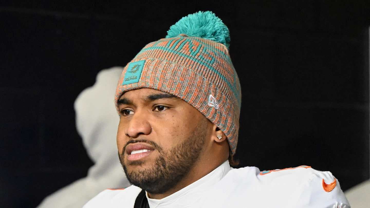 Tyreek Hill's reaction to Tua Tagovailoa's new team is exactly what fans expected