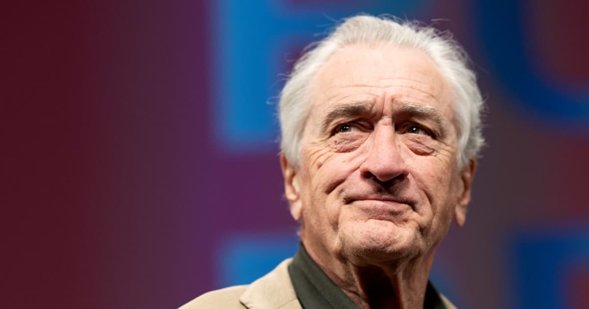 Robert De Niro delivers Lincoln's civility warning at a Carnegie Hall benefit
