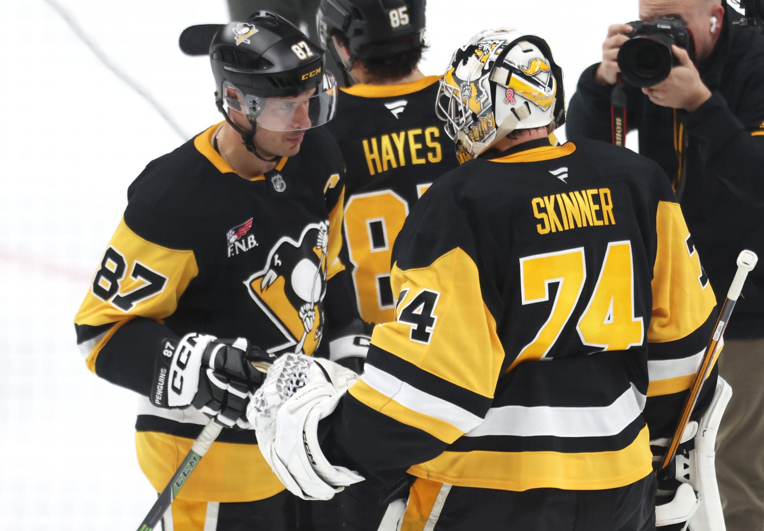 Pittsburgh Penguins Ride Momentum Surge Toward Playoff Berth After Dominant Week Against Islanders, Red Wings