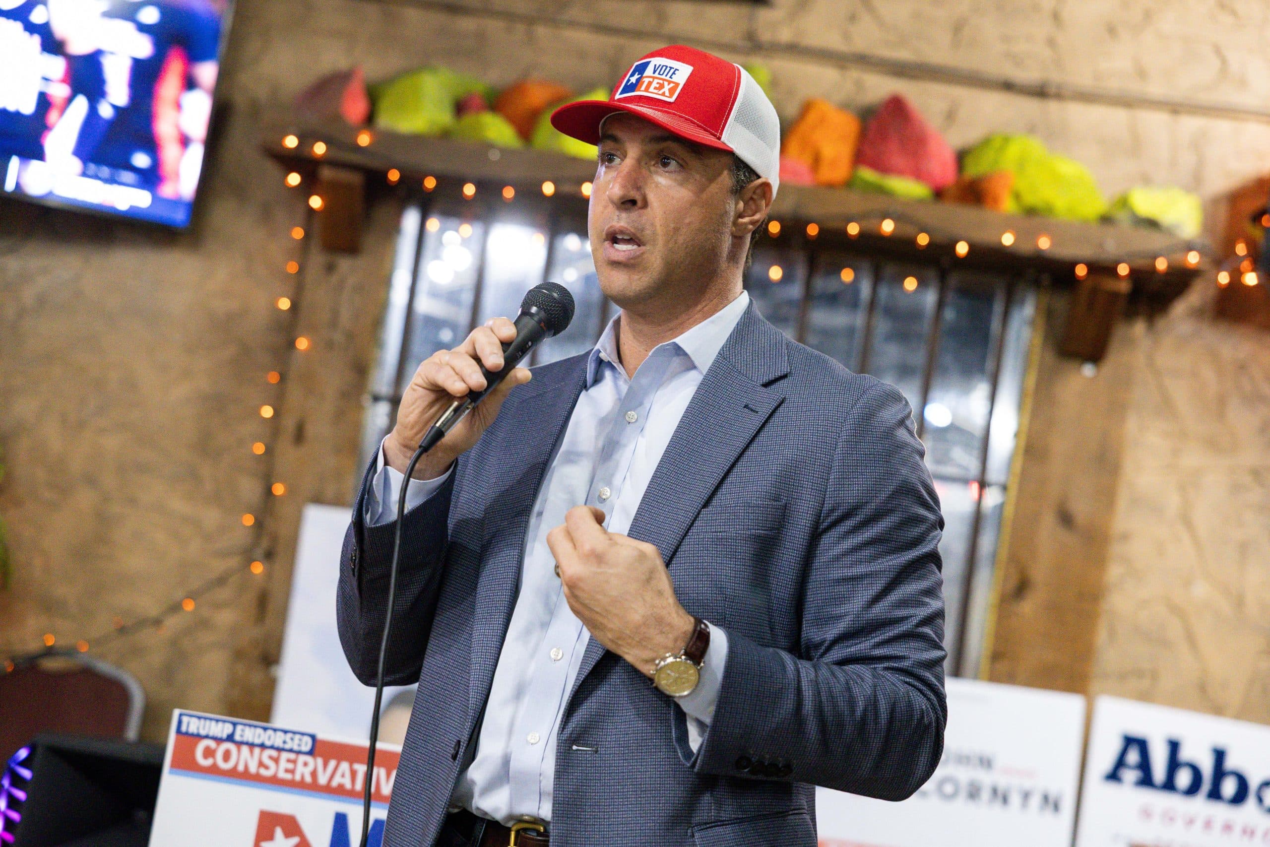 Republicans pick former MLB player Mark Teixeira in TX21
