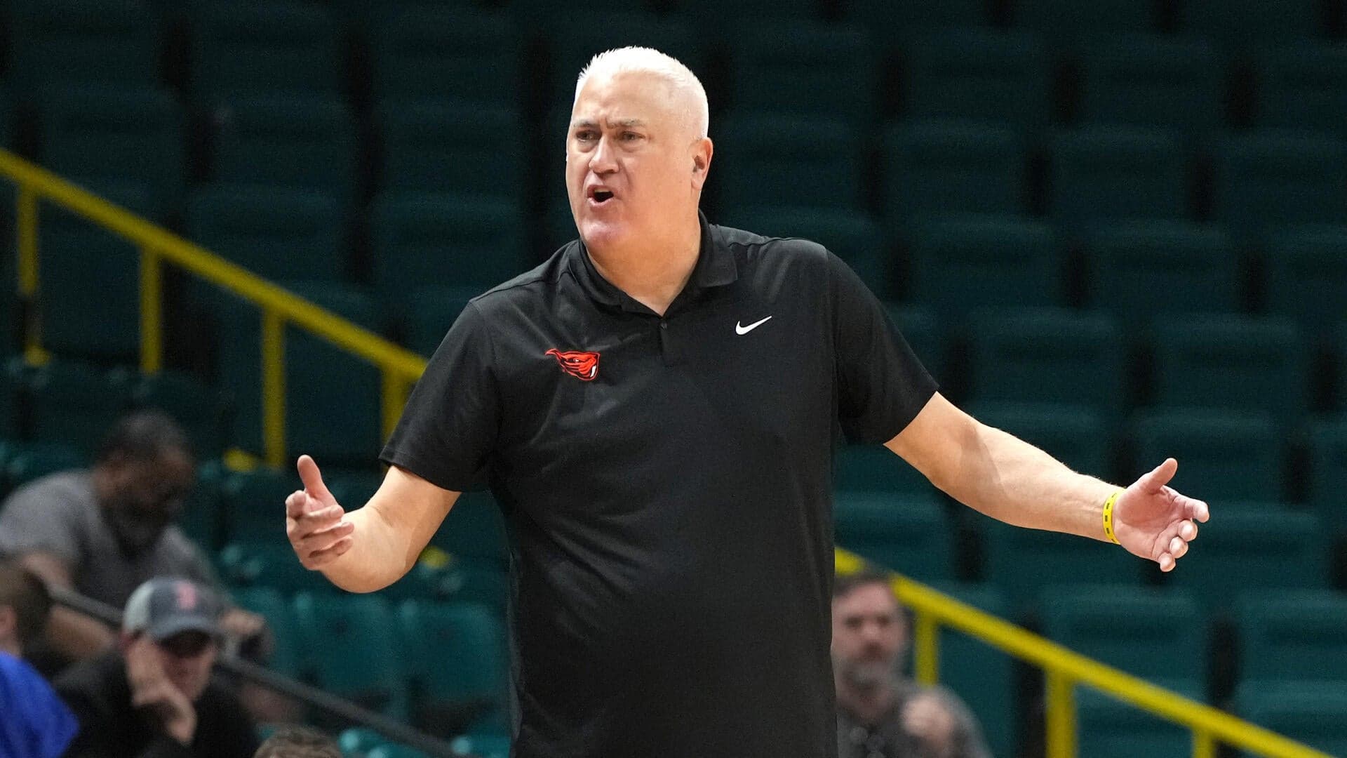 Oregon State fires Wayne Tinkle: Beavers overhaul basketball, football programs ahead of Pac-12 relaunch