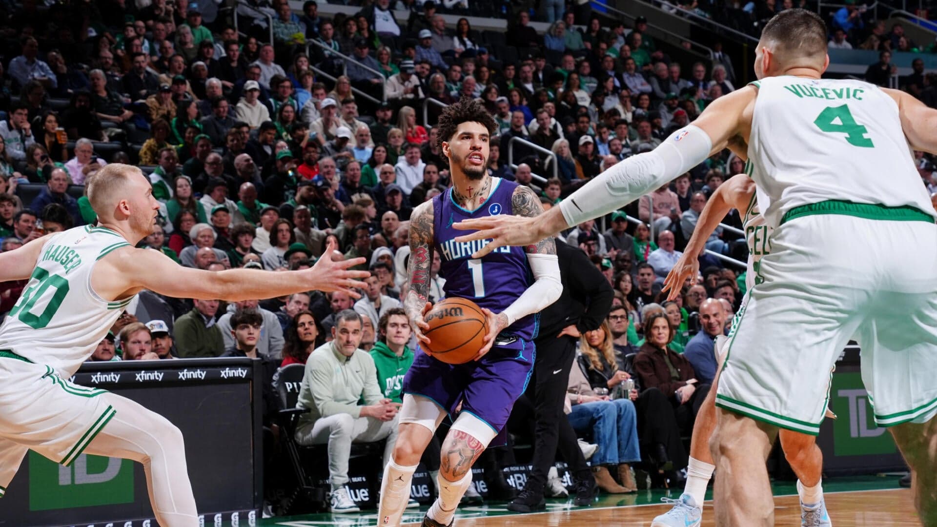 Hornets' historic blowout streak raises the question: Is Charlotte actually a contender?