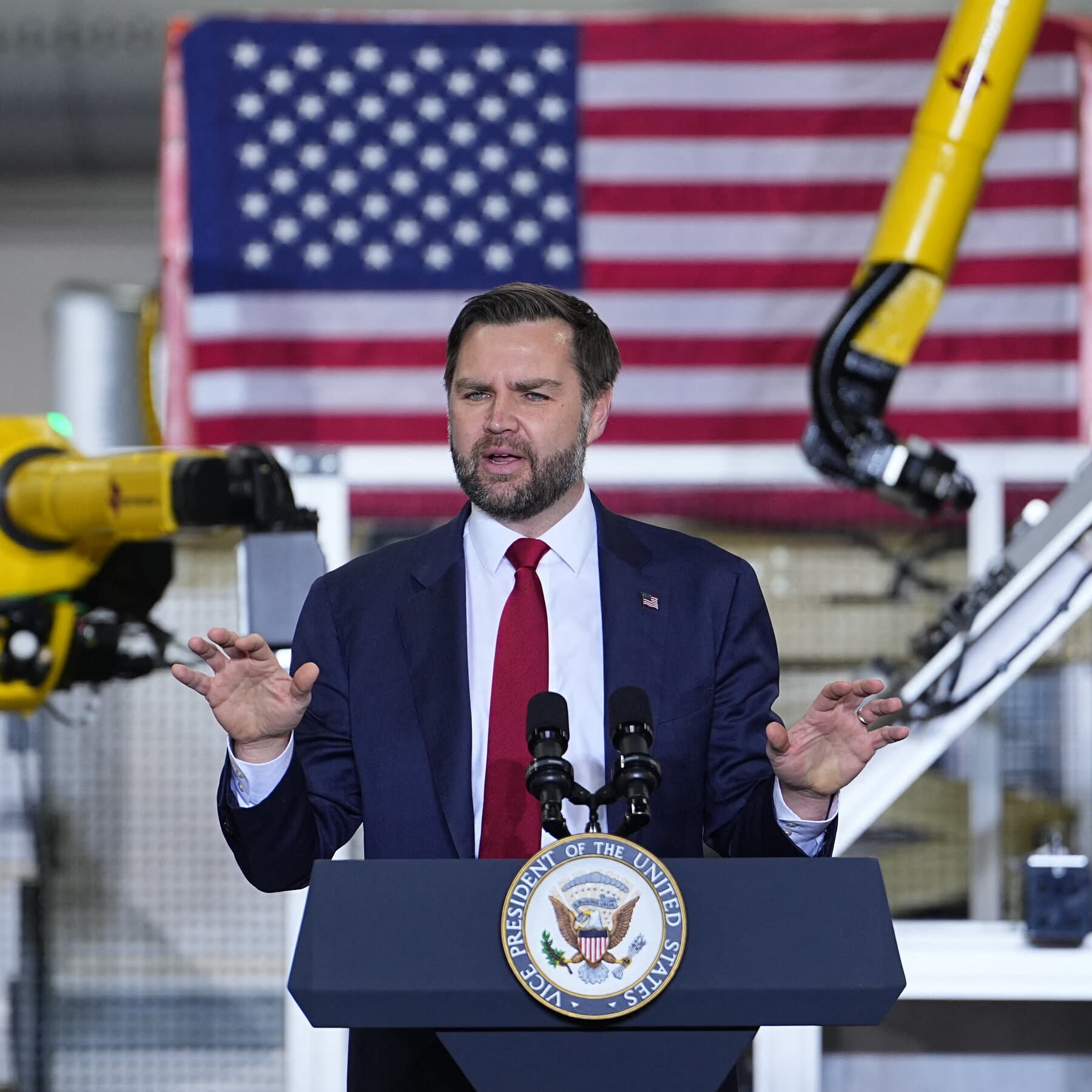 Vance Continues to Criticize Democrats’ Attitude During State of the Union