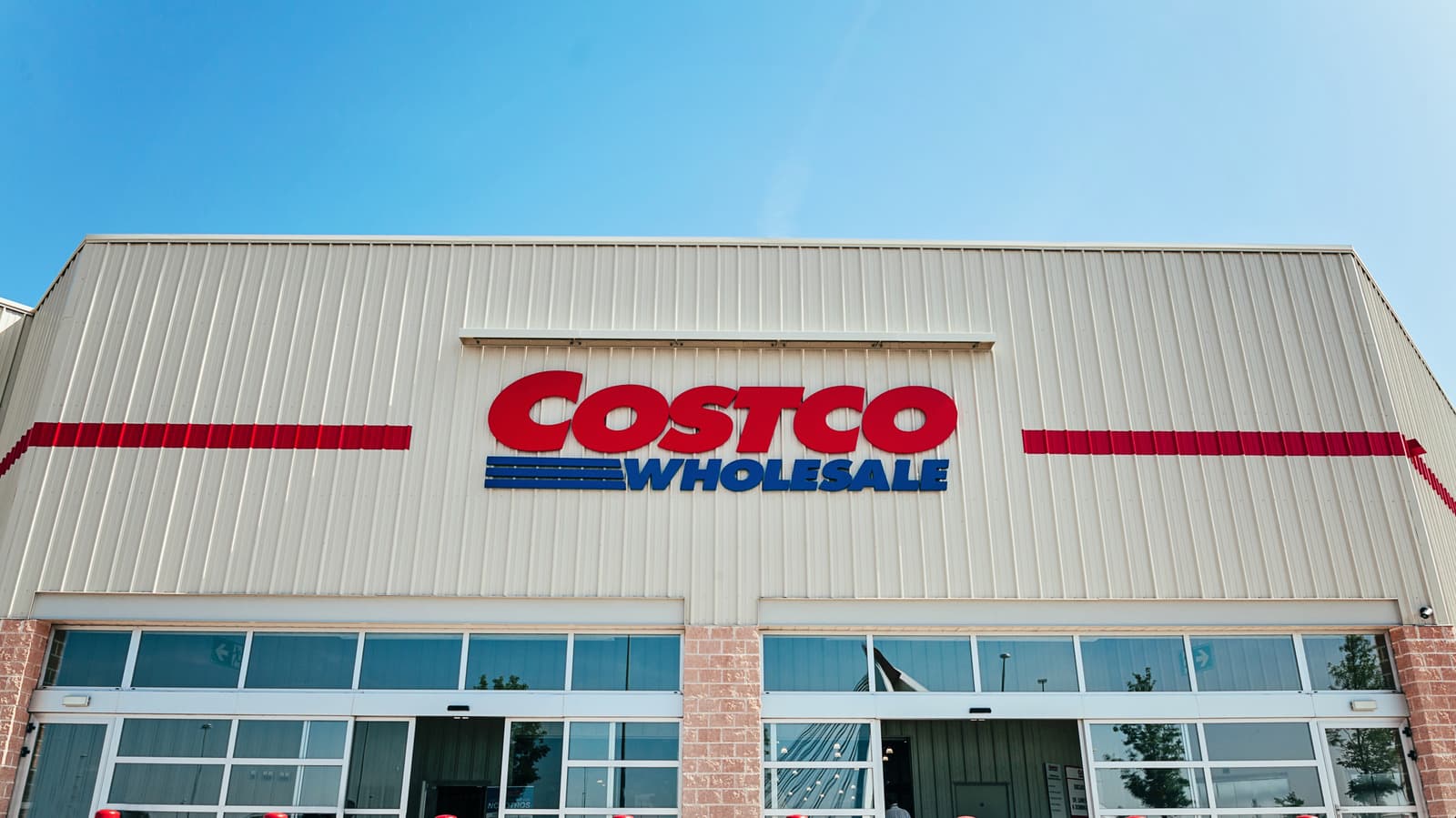Costco Is Selling A 75-Inch Smart TV For Under $500 All Through March 2026