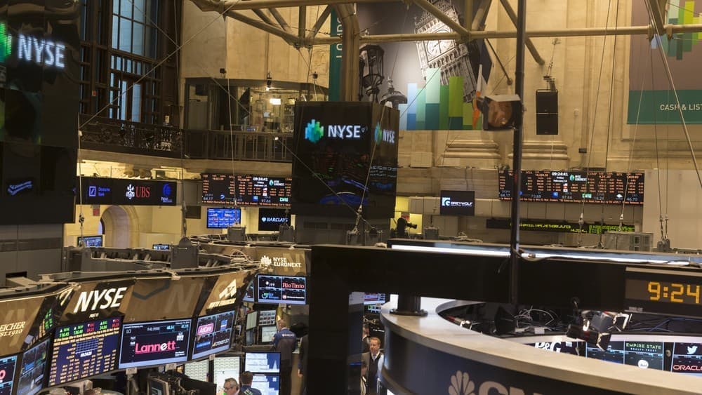 Middle East Oil Supply Collapse Pushing Prices Toward $200 Per Barrel: What Analysts Say