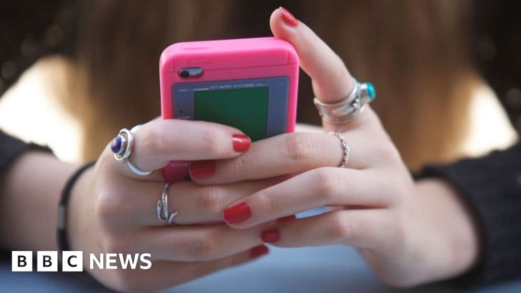 She spent 16 hours on Instagram in a day. It's up to a jury to decide if Meta is to blame