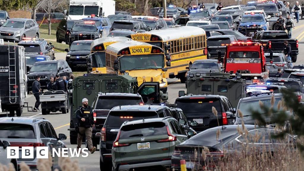 Suspect dead after ramming vehicle into Michigan synagogue
