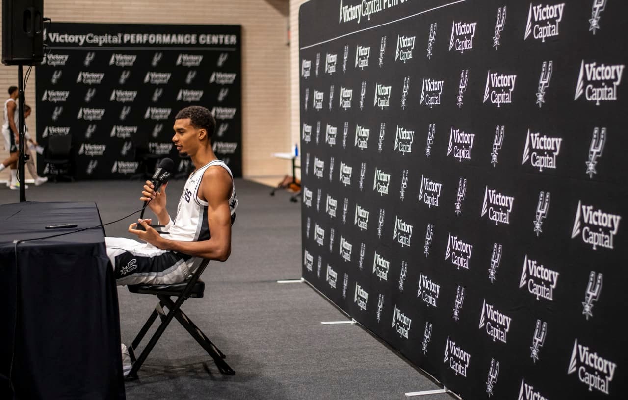 Victory Capital swoops in with counterbid for Janus Henderson