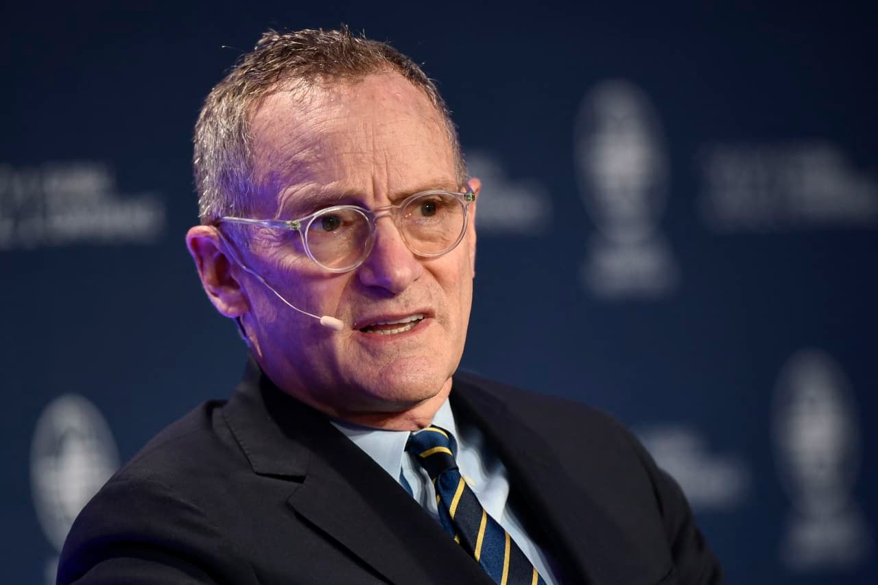 Howard Marks makes 180 degree turn on AI after Claude tutorial. Here’s how he suggests investors approach it.