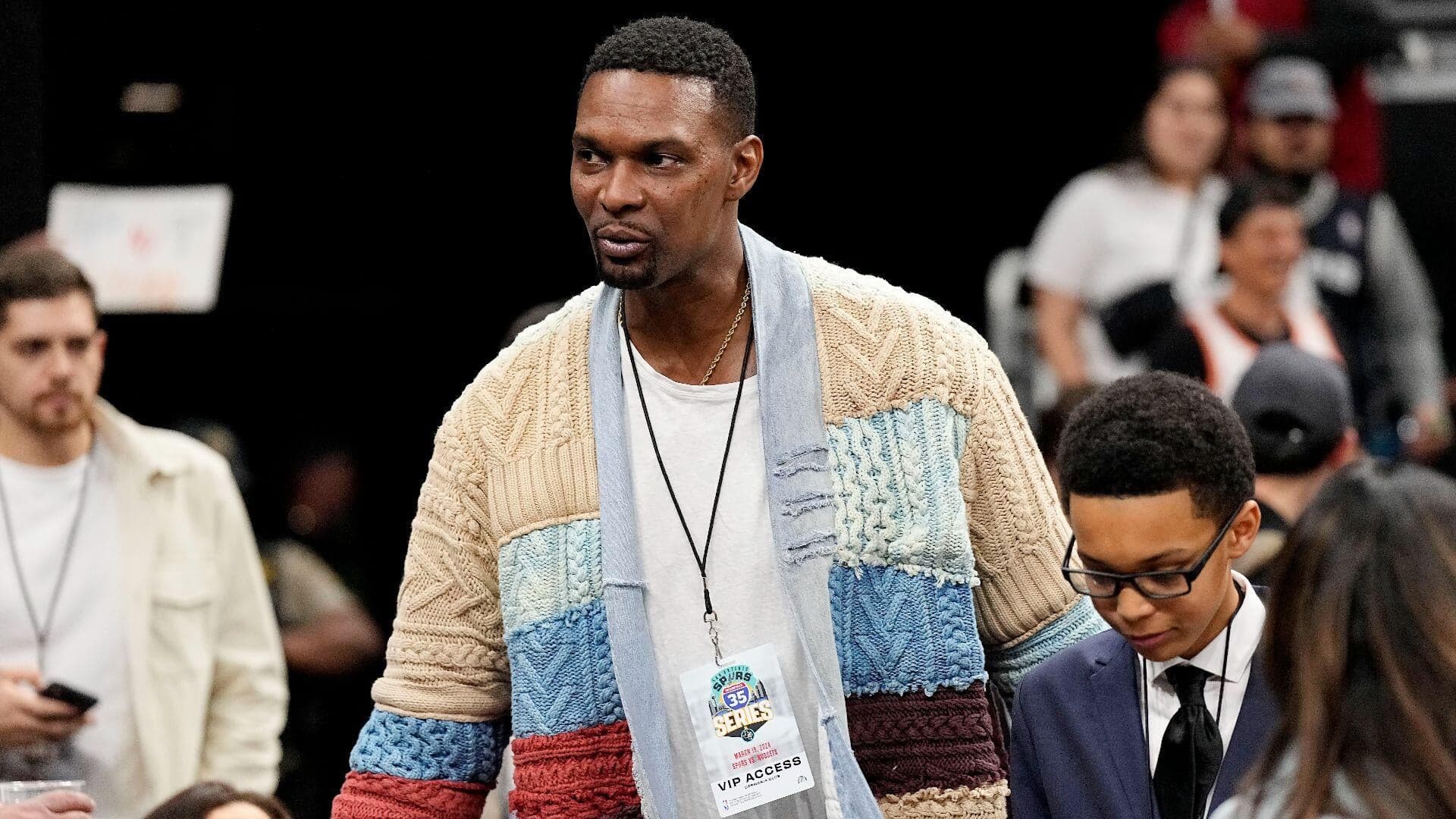 
                        NBA Hall of Famer Chris Bosh details 'terrifying' health scare after waking up 'covered in my own blood'
                    