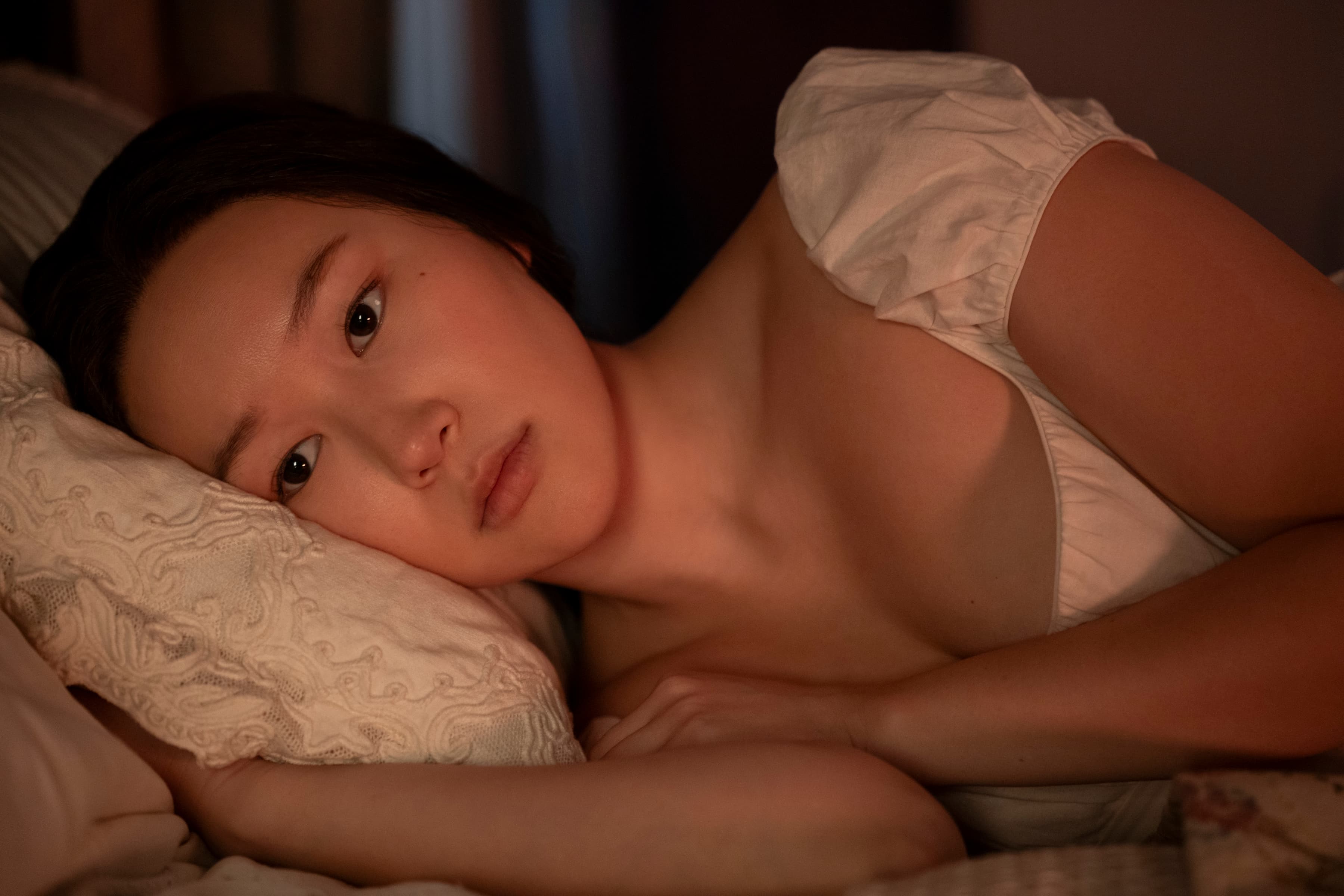 ‘Bridgerton’ Star Yerin Ha on Sophie and Benedict’s Two Very Different Sex Scenes, Hoping for ‘Benophie Babies’ in Future Seasons