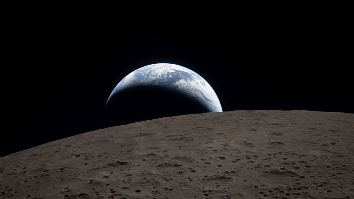 Artemis II Crew Captures Stunning New Images of the Moon’s Far Side During Historic Lunar Flyby
