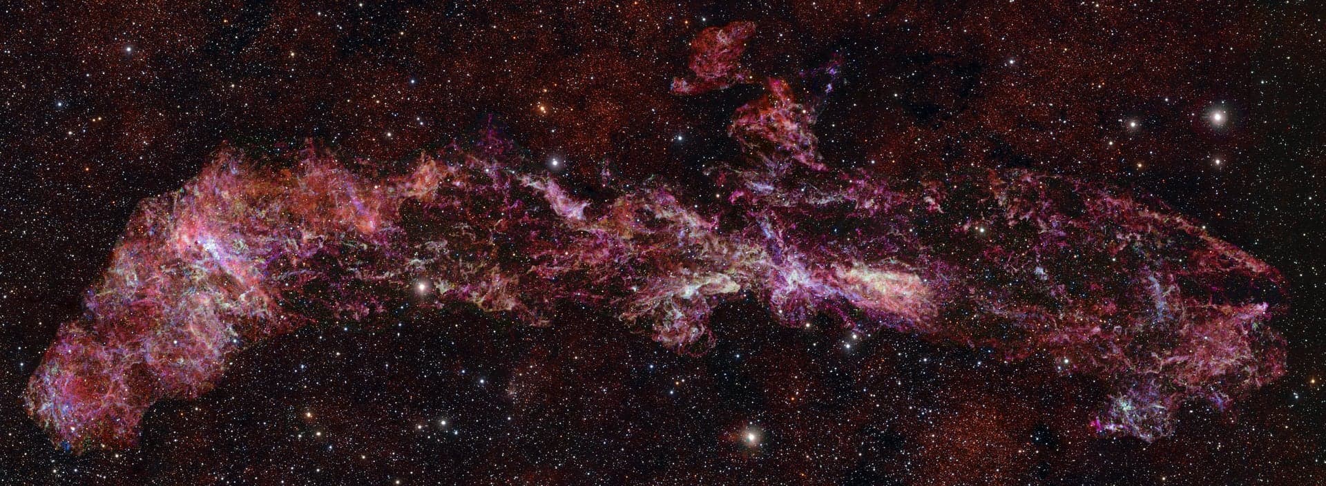 Astronomers Produce the Largest Image Ever Taken of the Heart of the Milky Way - Universe Today