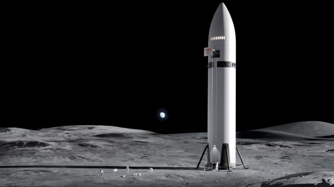 NASA and SpaceX disagree about manual controls for lunar lander