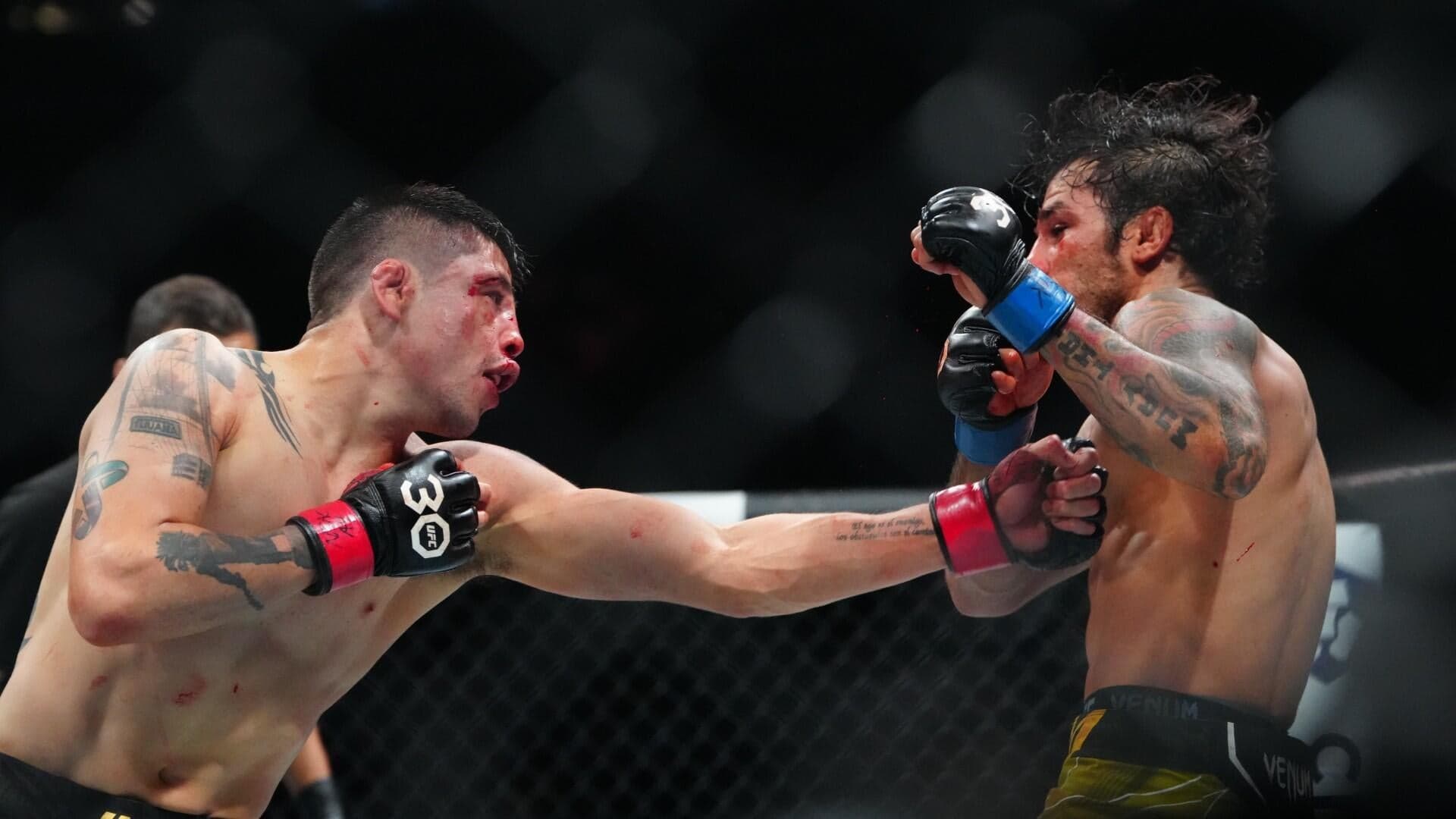 UFC Fight Night odds, props, card: Moreno vs. Kavanagh picks, predictions from 10,000 model simulations