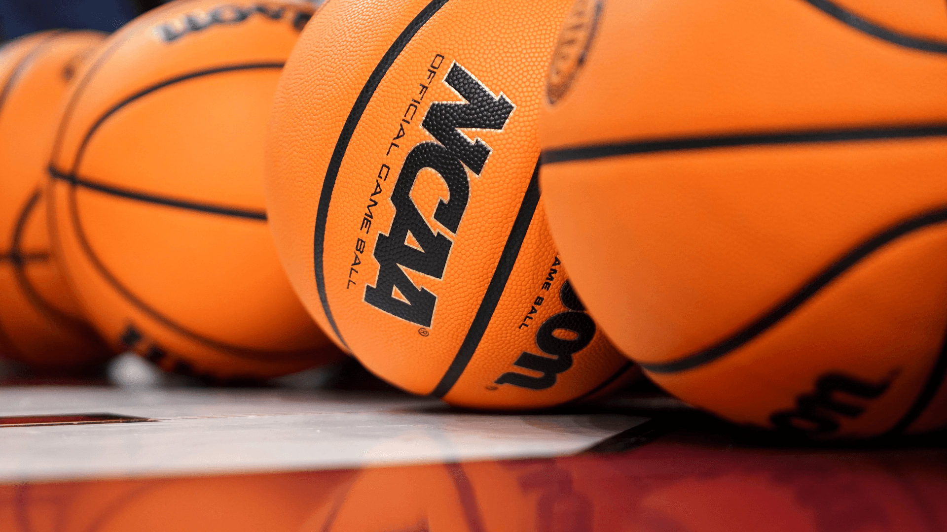 Two University of Nebraska-Omaha women's basketball players praised for actions during sinkhole