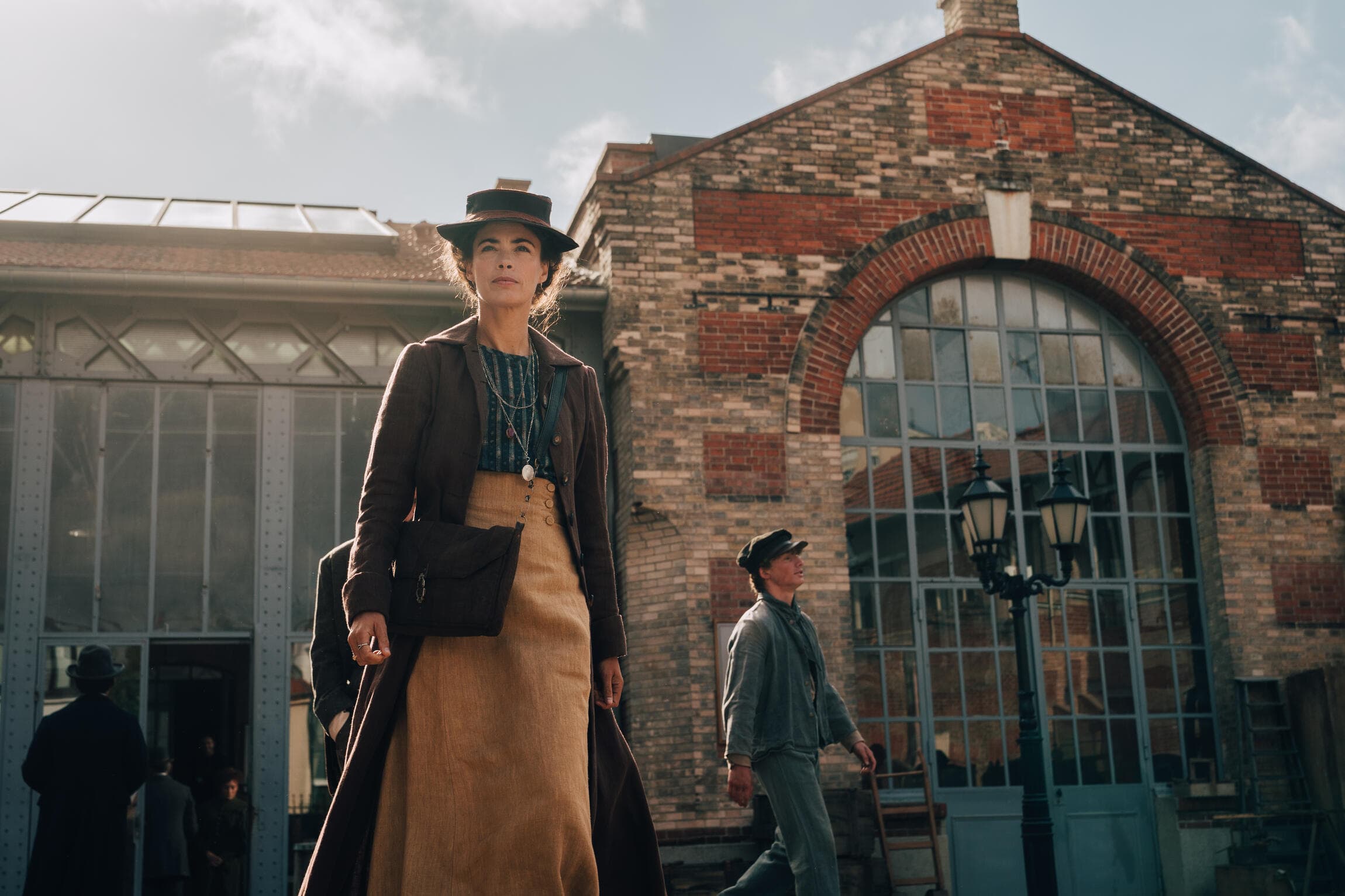 Rafe Spall, Bérénice Bejo, Steven Moffat and Bryan Elsley Head Shows at Series Mania’s 2026 Buyers Upfront