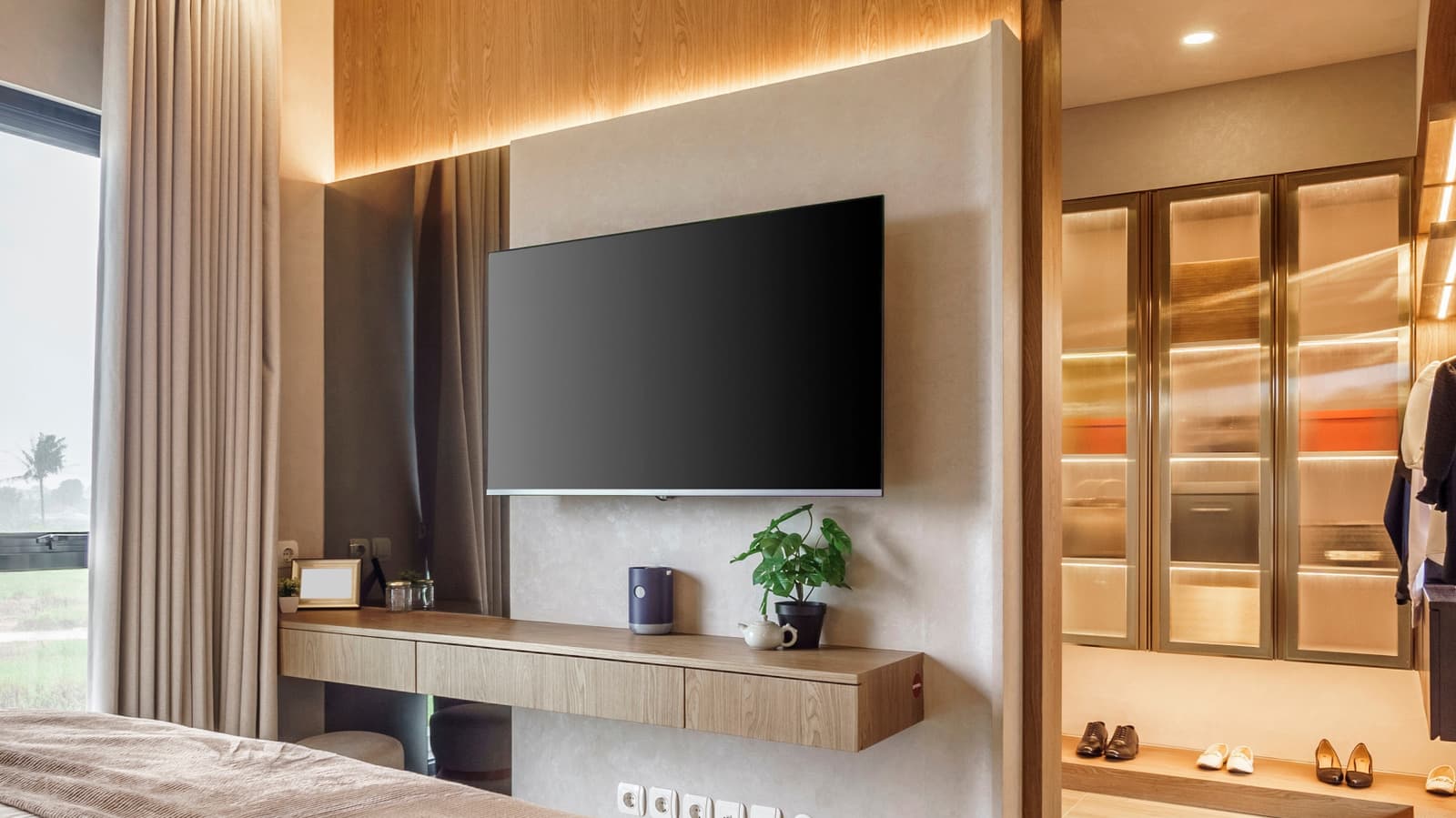 5 55-Inch TVs That Punch Way Above Their Price Tags