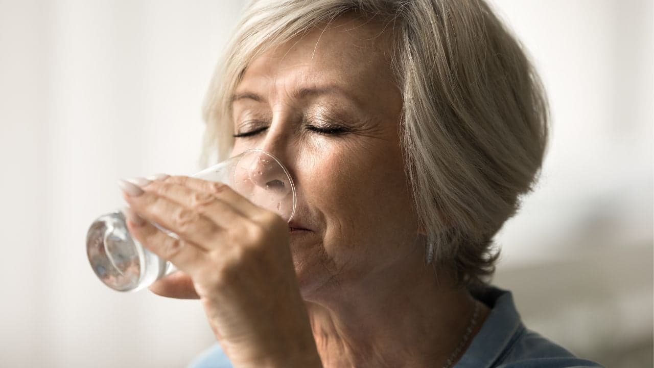 Shocking New Study Uncovers the Silent Dehydration Habit That Sends Your Cortisol Skyrocketing - Iowa Park Leader