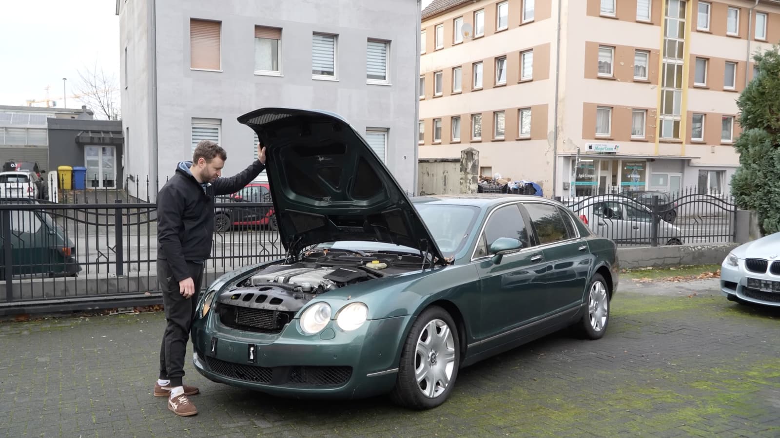 Volkswagen's Infamous W12 Engine Proves Unbreakable in 12-Year-Old Bentley Flying Spur Restoration Saga