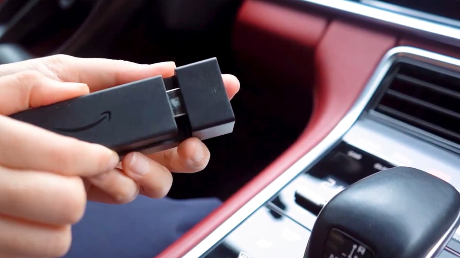 This Cheap Gadget Turns Any Car's Infotainment Center Into A Smart TV - SlashGear